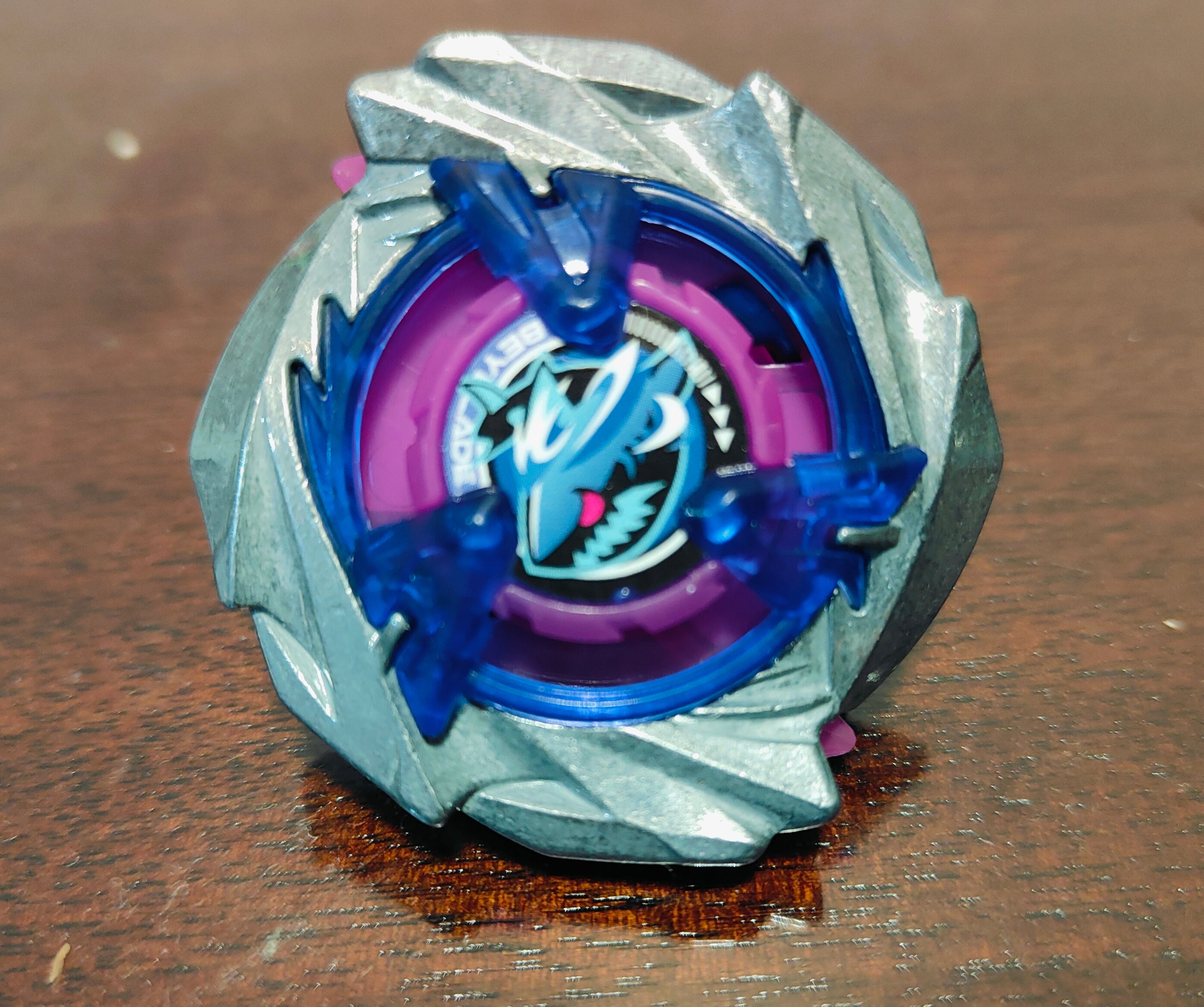 Hasbro BEYBLADE X (Shark Scale) Scale Shark 3-60UF (BRAND NEW NEVER USED)